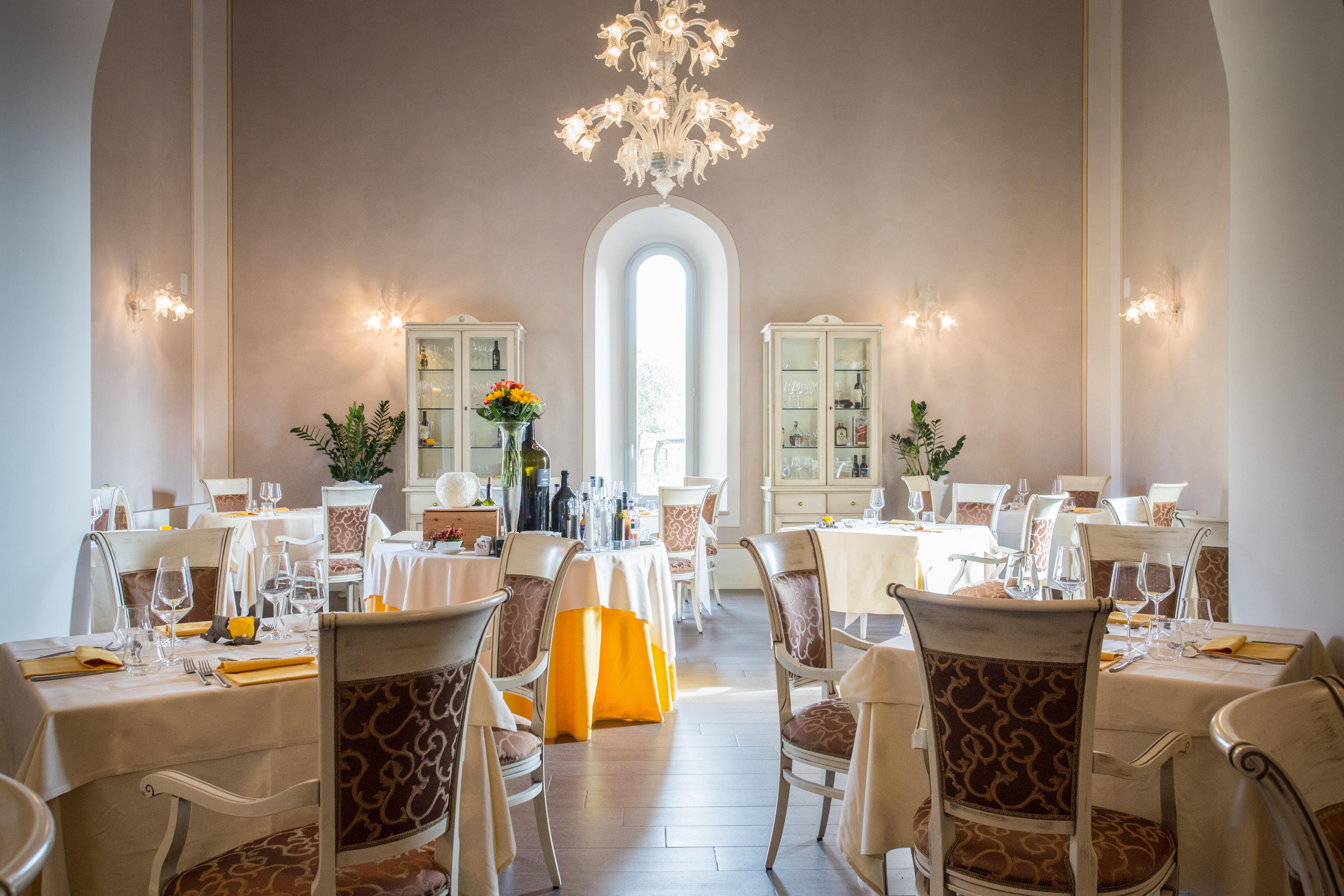 Hotel Palazzo San Lorenzo & 4*