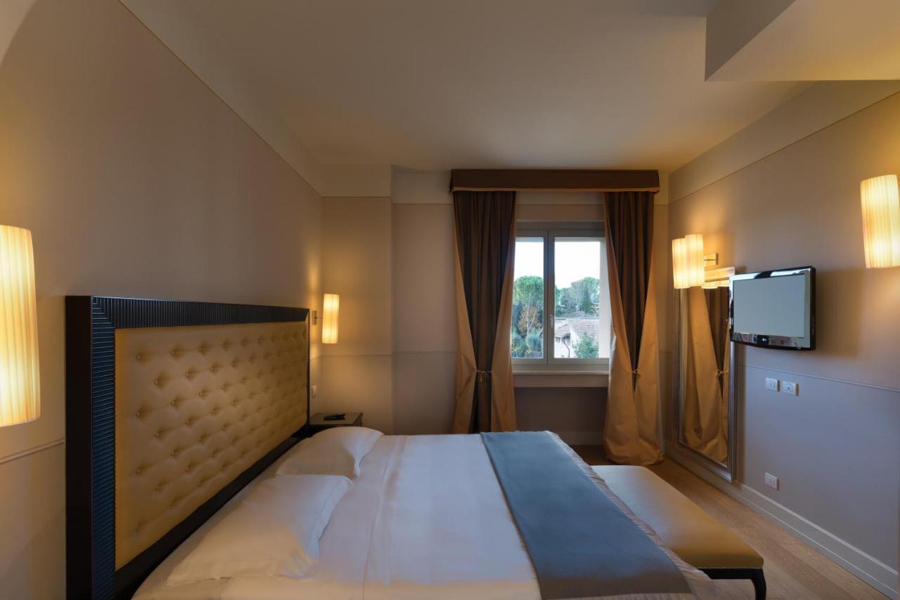 Hotel Palazzo San Lorenzo & 4*